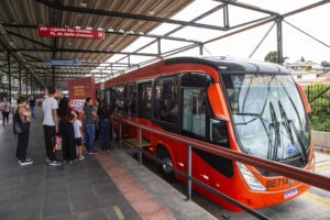 Fim da desoneração da folha pode aumentar custo do ônibus em R$ 4,8 milhões por mês em Curitiba