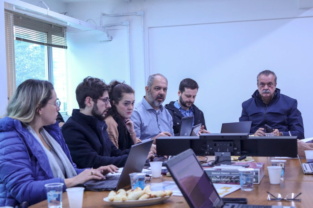 Reunião de representantes da UFPR