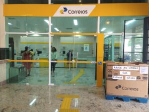 Fachada de agência dos Correios