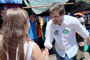 Tiago Amaral lidera com vantagem a disputa pelo segundo turno em Londrina