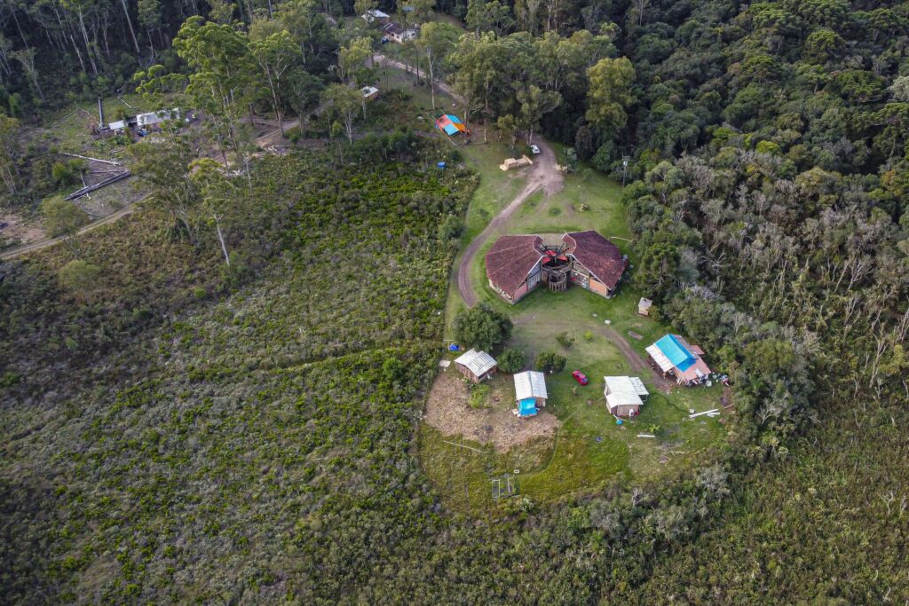 Imagem aérea de floresta estadual