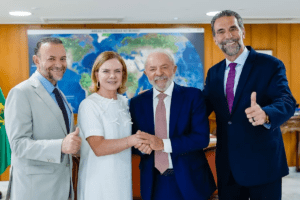 Gleisi confirma pré-candidatura ao Senado pelo Paraná