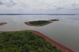Uma área de manancial, que no Paraná credencia o município que a abriga a recebe repasses do ICMS Ecológico
