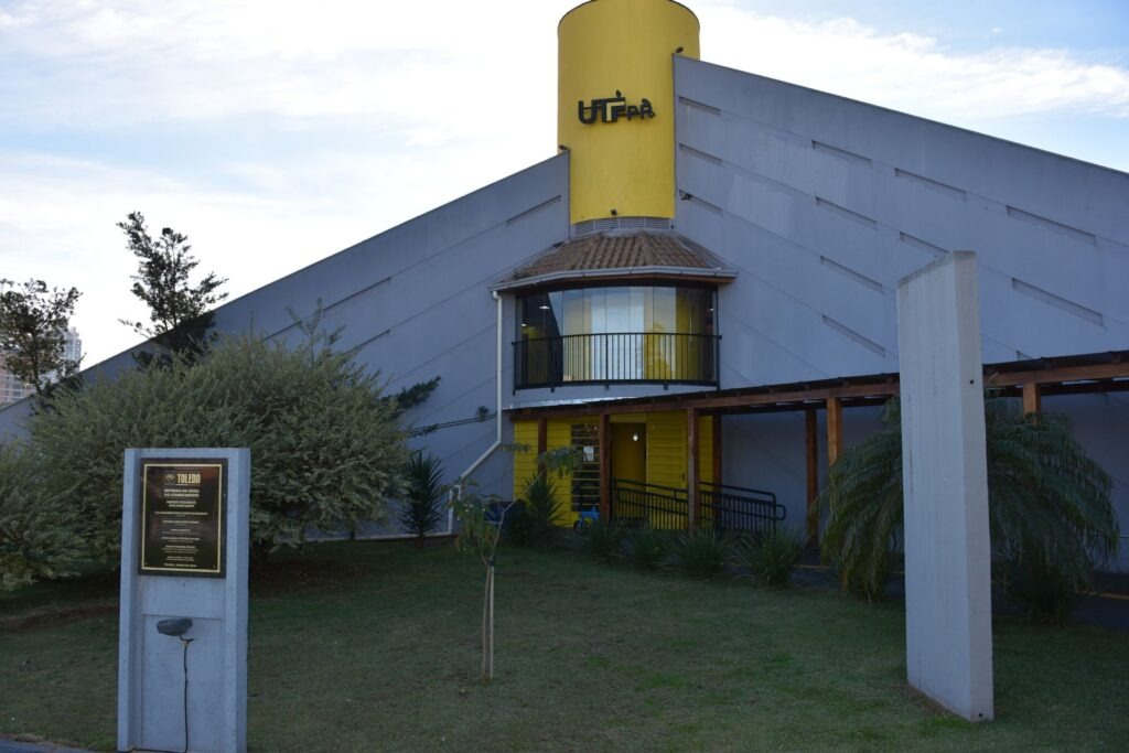 Campi Toledo da UTFPR, um dos que tem vaga que sobraram da seleção oficial da instituição