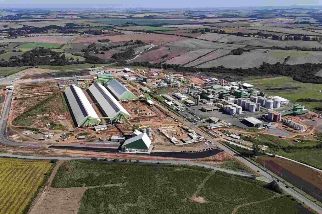 Vista aérea do complexo agroindustrial do Grupo Potencial na Lapa