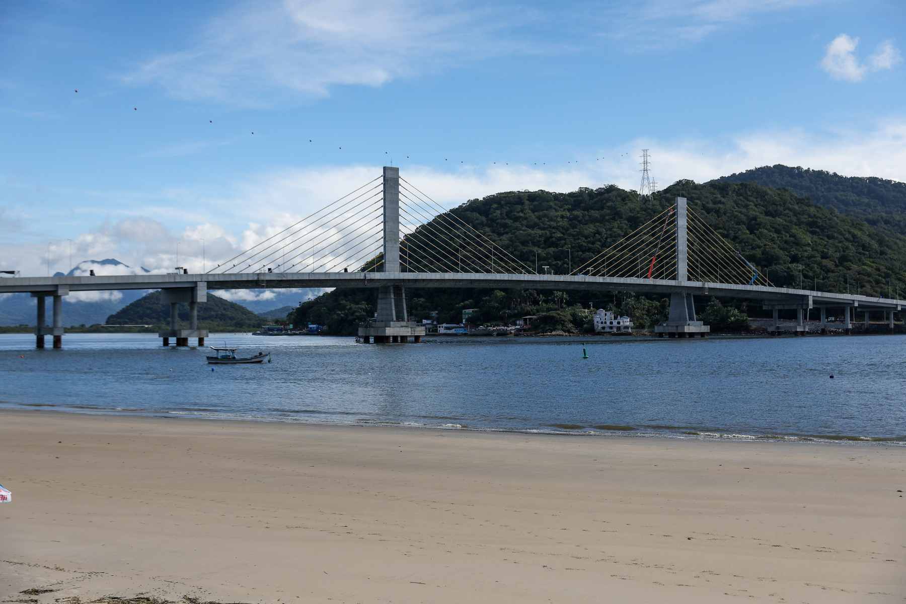 Saiba a partir de quando os motoristas vão poder trafegar pela Ponte de Guaratuba