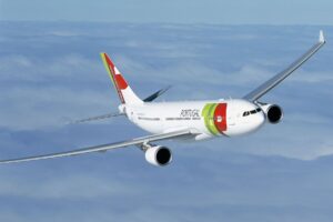 Muito além do embarque: o significado do voo Curitiba-Lisboa para o Paraná